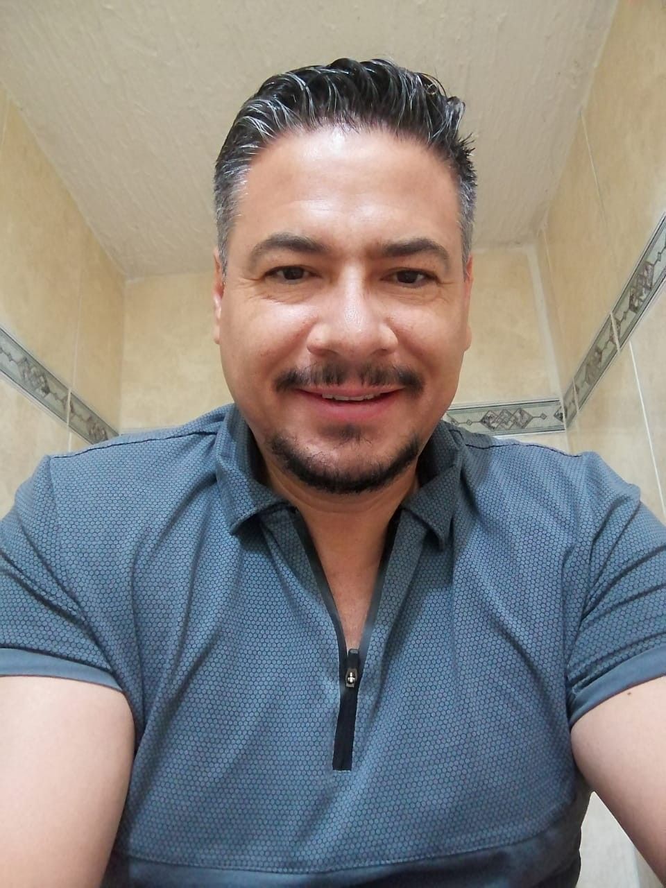 <em>Luis Vidal - Comprador de Instagram</em>